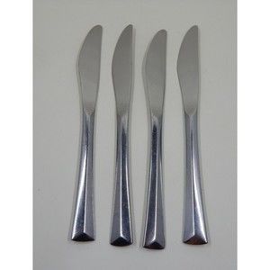 Reed And Barton Rebacraft Dinner Knives Crest Pattern Stainless Korea Set of 4